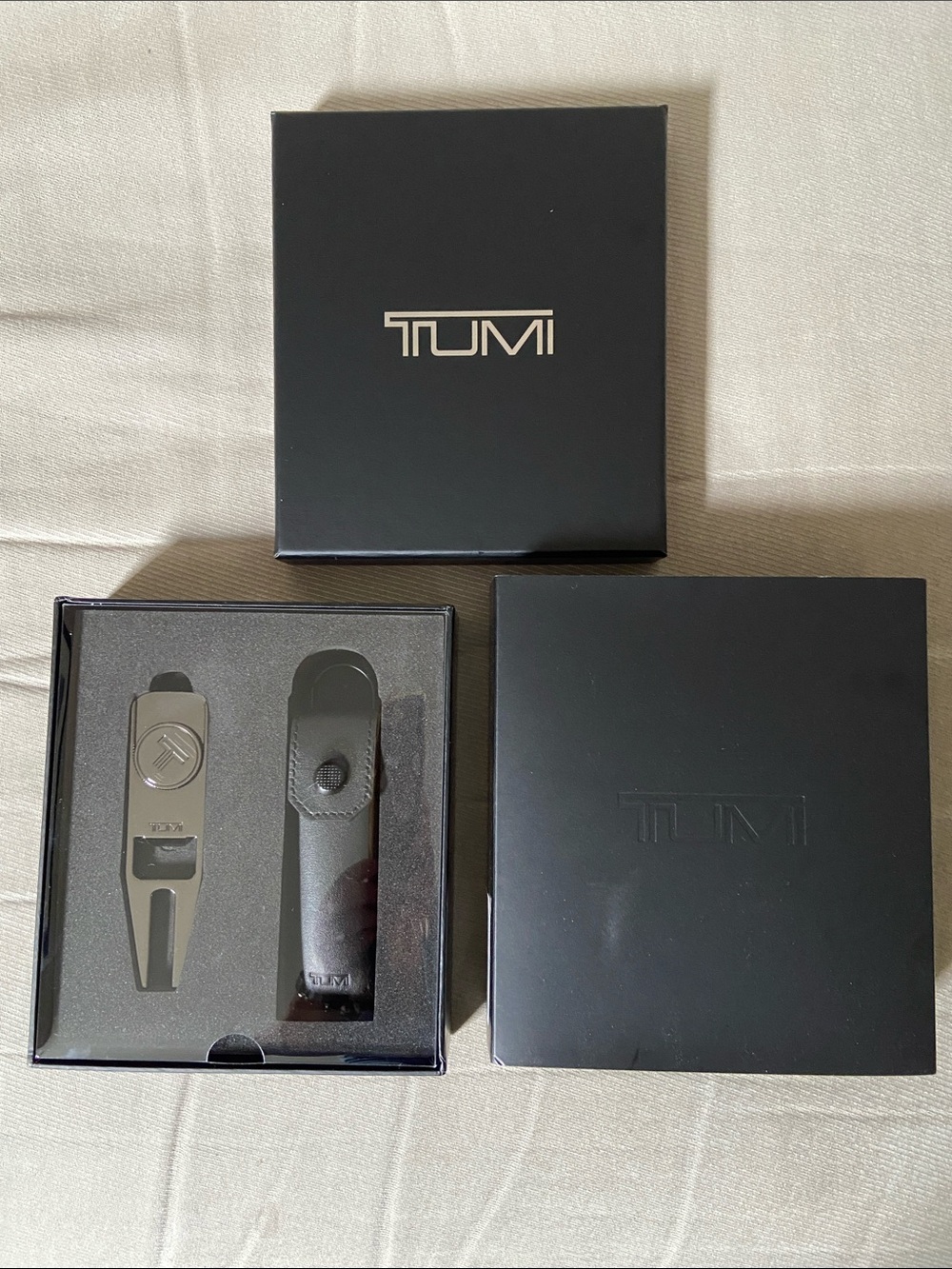 Tumi Black Stainless Divot Repair Tool with Black Leather Pouch